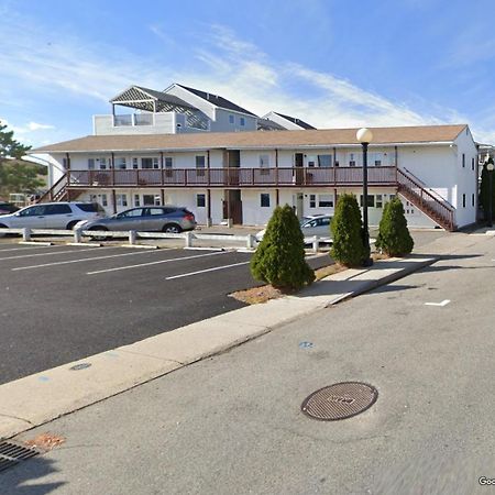 23 B St Apartments 햄튼 외부 사진