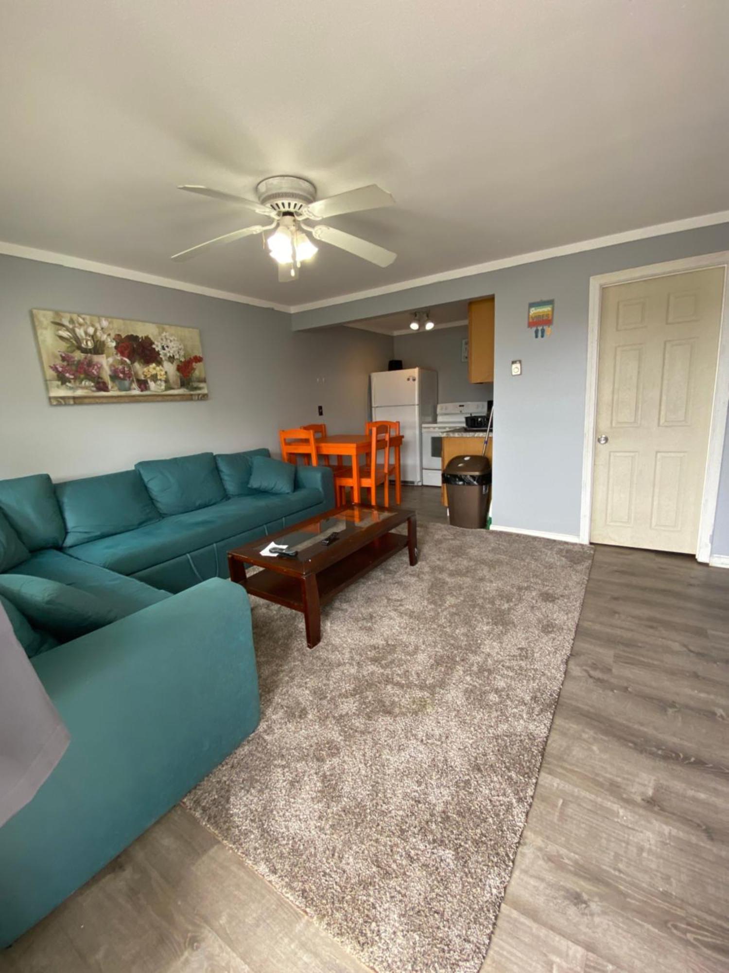 23 B St Apartments 햄튼 외부 사진